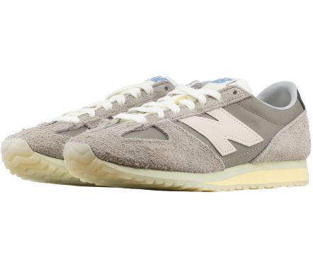 U471V1 GREY DAYS