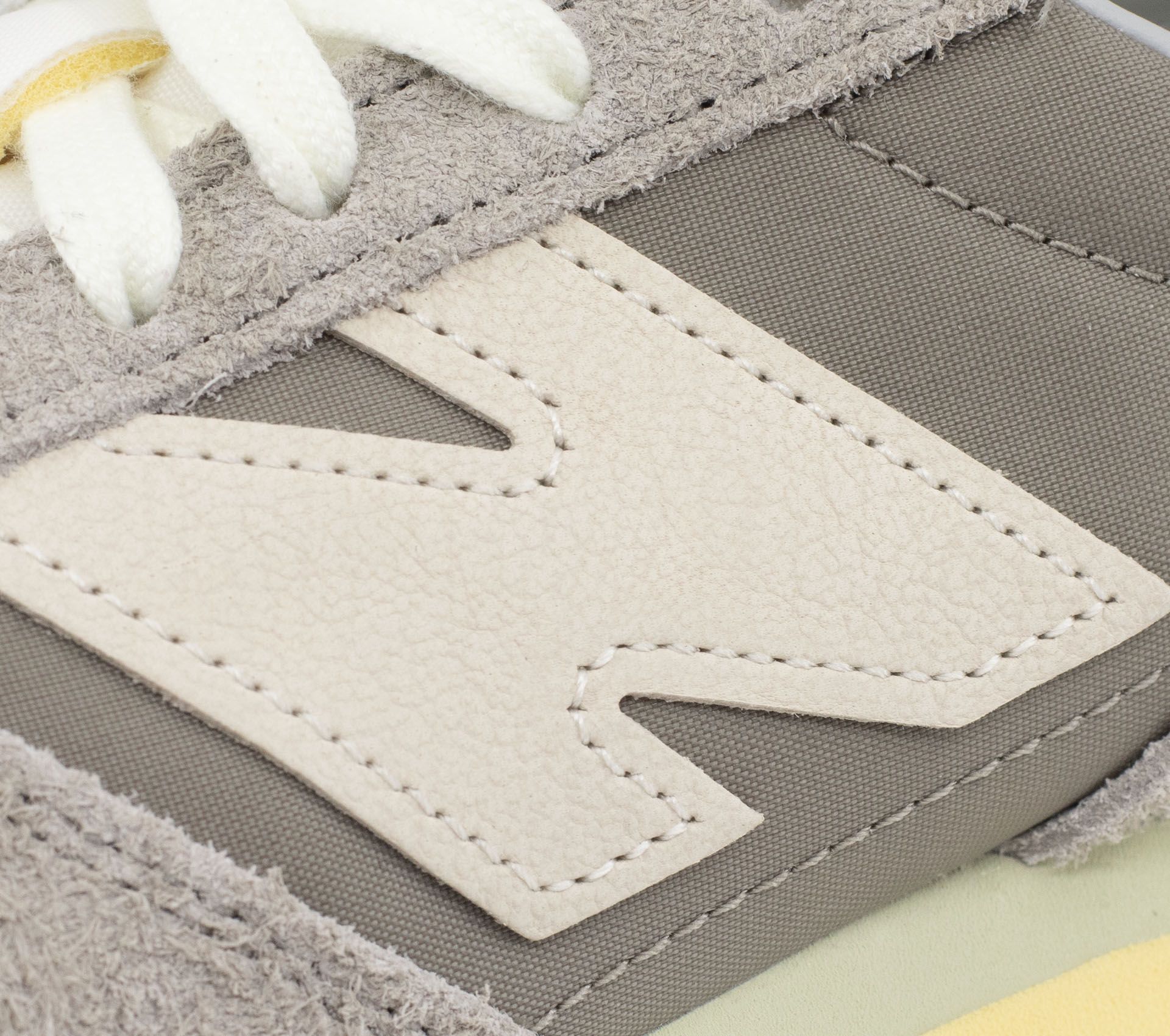 Image #3 of U471V1 GREY DAYS