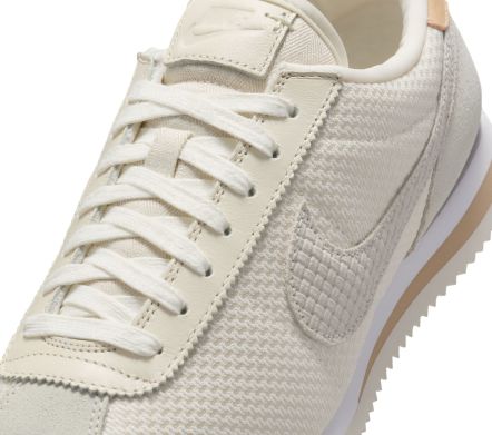 CORTEZ PEARL WHITE