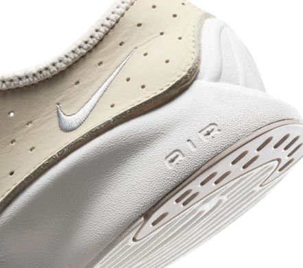 W AIR SUPERFLY SUEDE COCONUT MILK