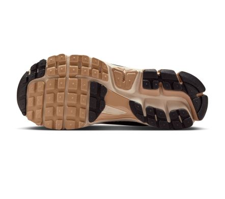 ZOOM VOMERO 5 SANDDRIFT HEMP