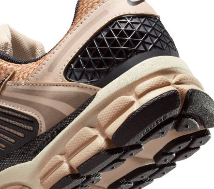 ZOOM VOMERO 5 SANDDRIFT HEMP