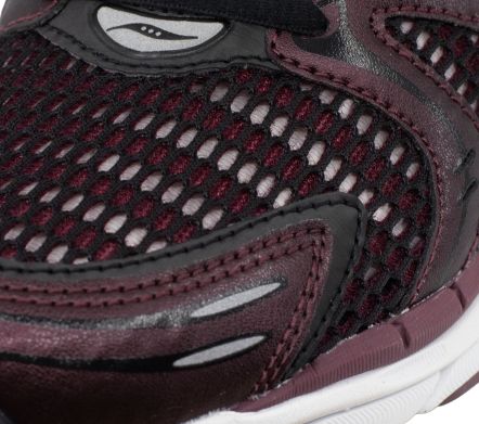 PROGRID TRIUMPH 4 MAROON BLACK