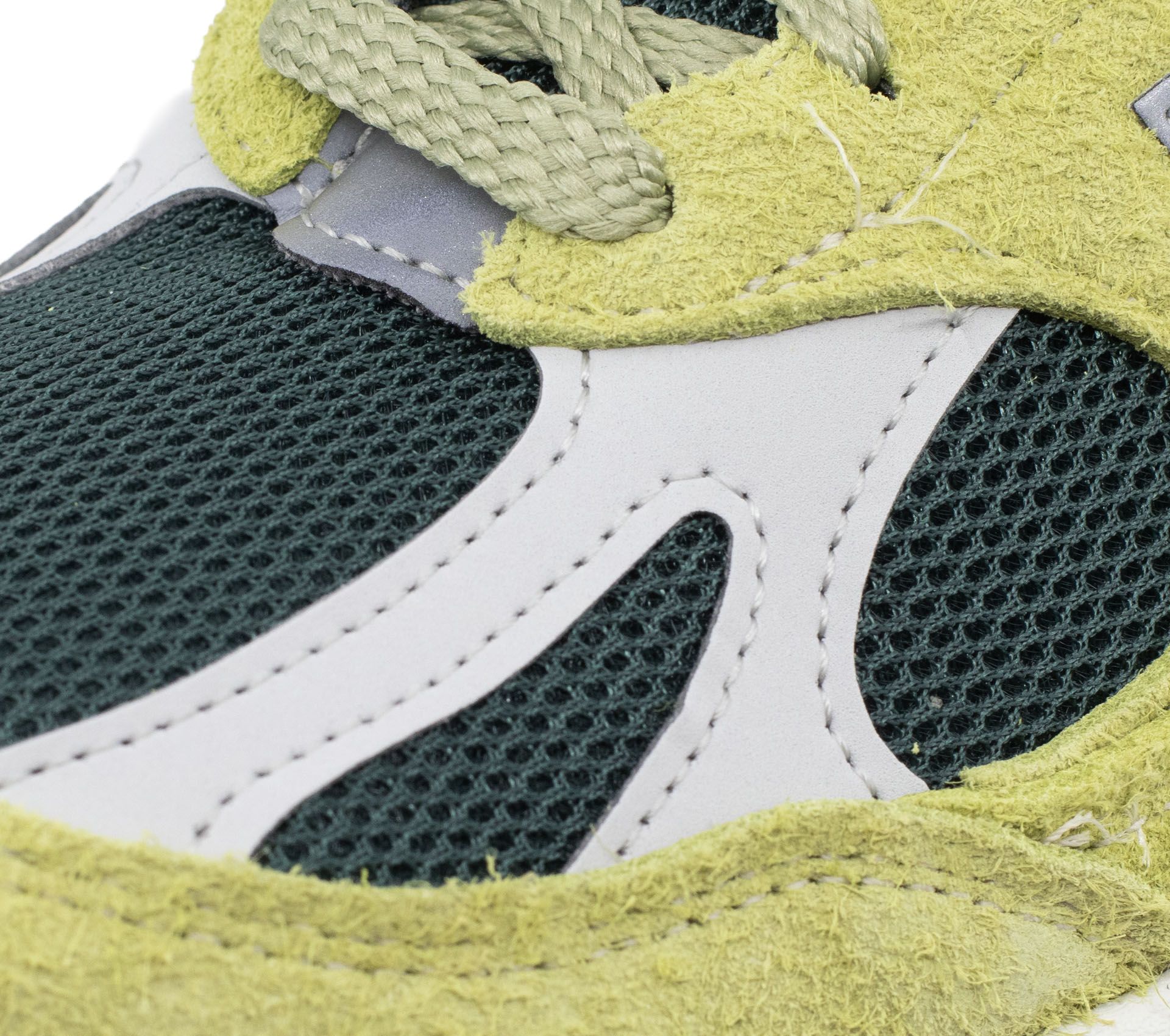 Image #4 of MADE IN UK 991v2 GRAPE SORBET GREEN