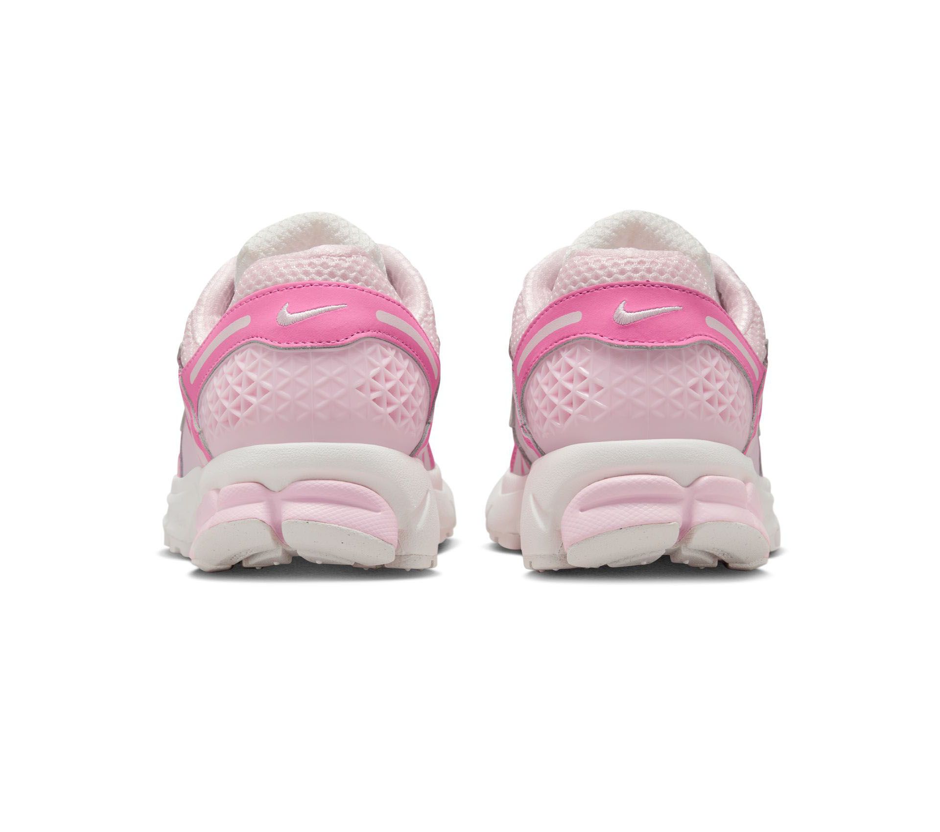 Image #2 of W ZOOM VOMERO 5 HYPER PINK