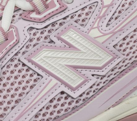 U740 V2 "Pink Granite"