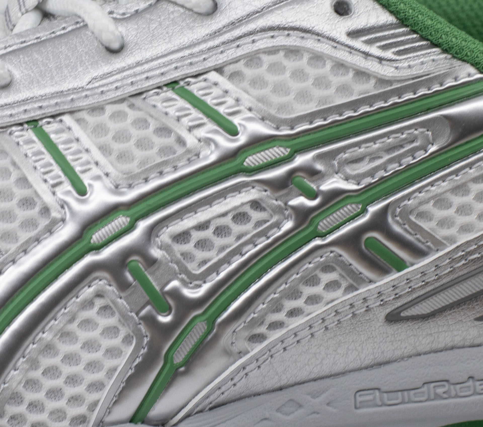 Image #4 of GEL-KAYANO 12.1 SILVER GREEN