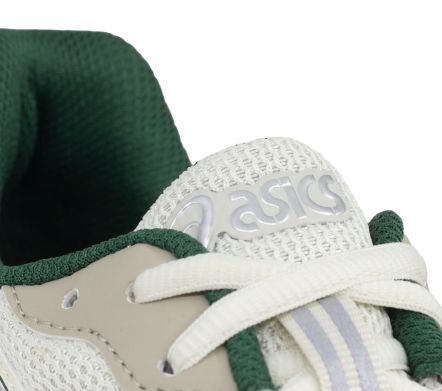 Jog 100s "Pale Oak / Pure Silver"