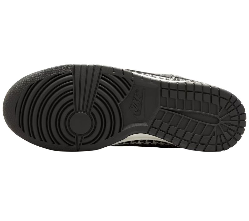 Image #6 of Dunk Low x Harris Tweed "White / Black"