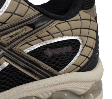 Gel Nimbus 10.1 Gore-Tex "Black / Pepper"