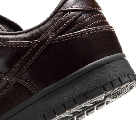 Dunk Low Retro Premium QS Brown / Black