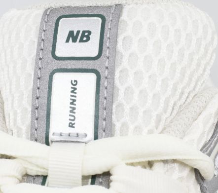 M1906R Silver Metallic Cream