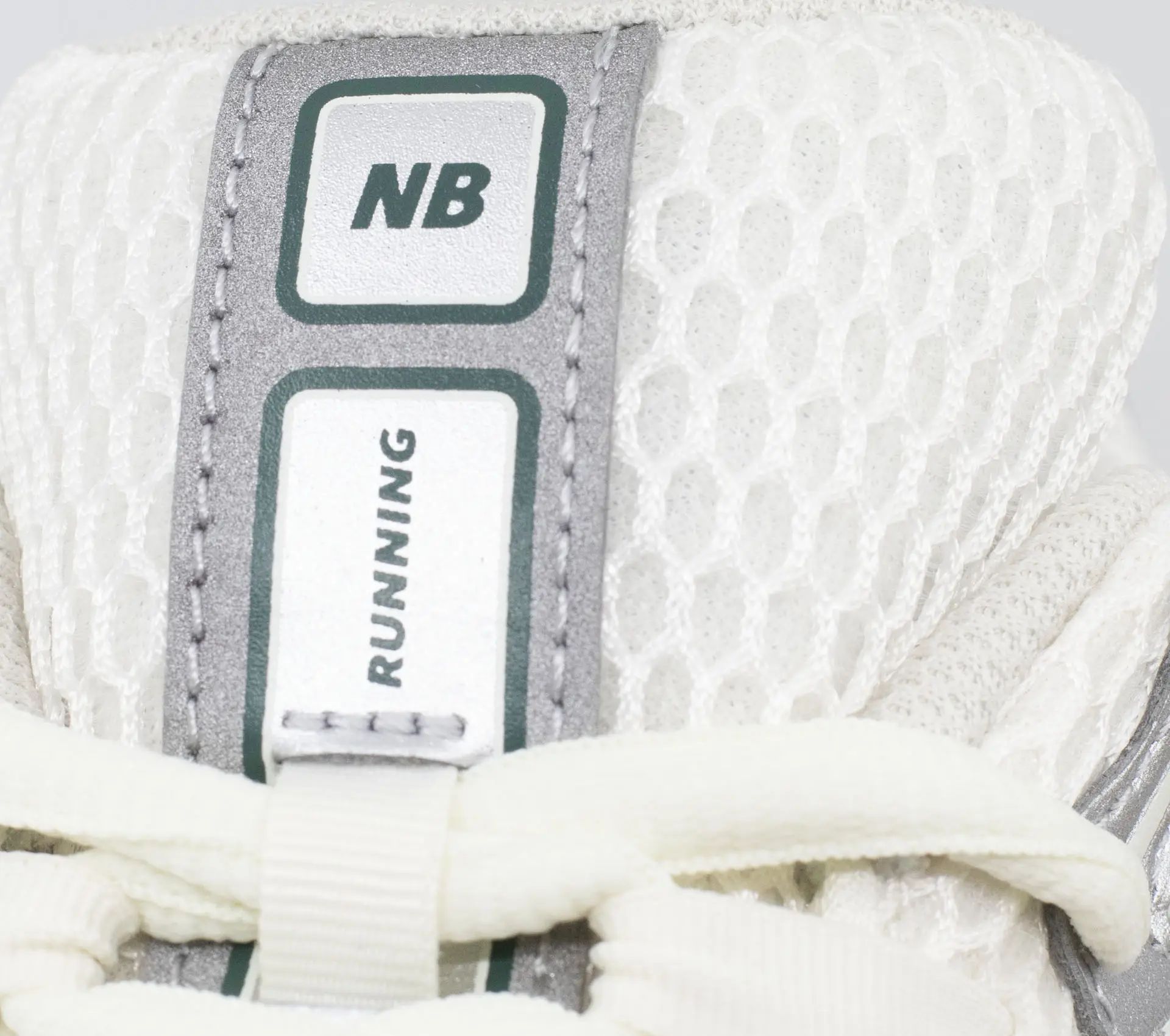 Image #5 of M1906R Silver Metallic Cream