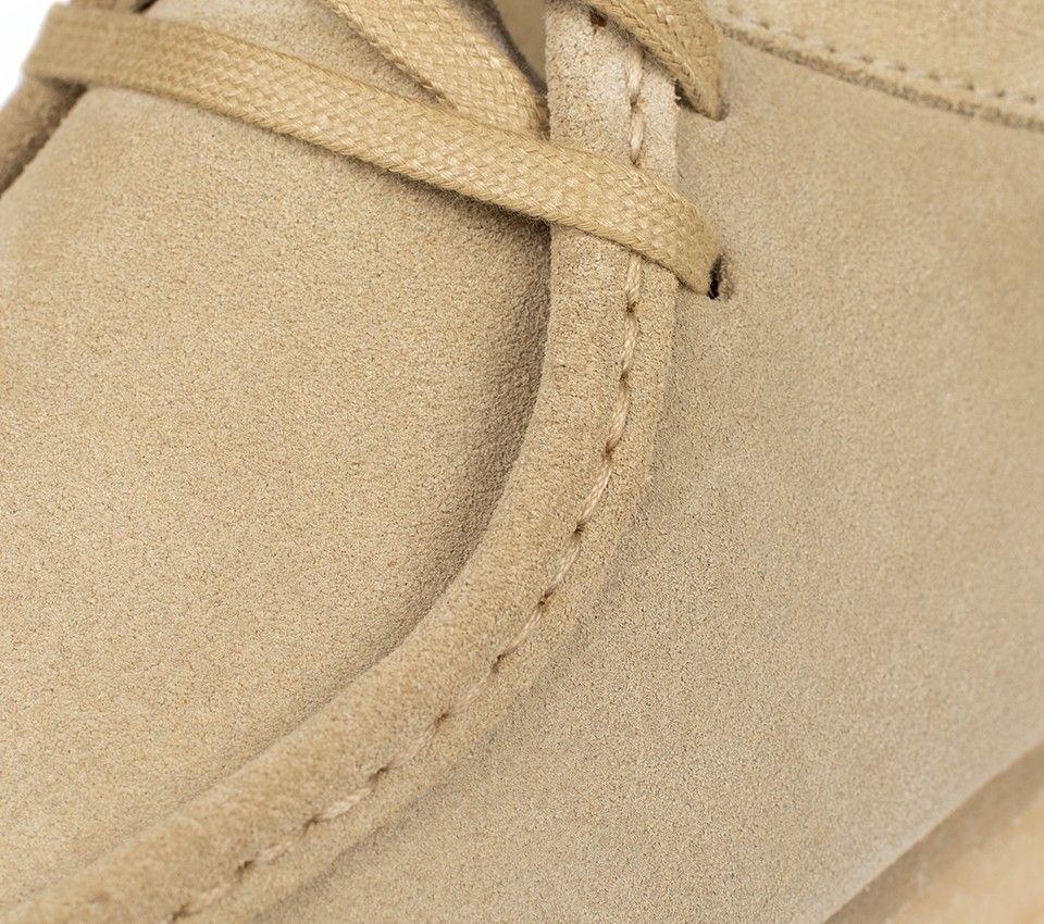 Image #3 of Wallabee Men Maple Suede