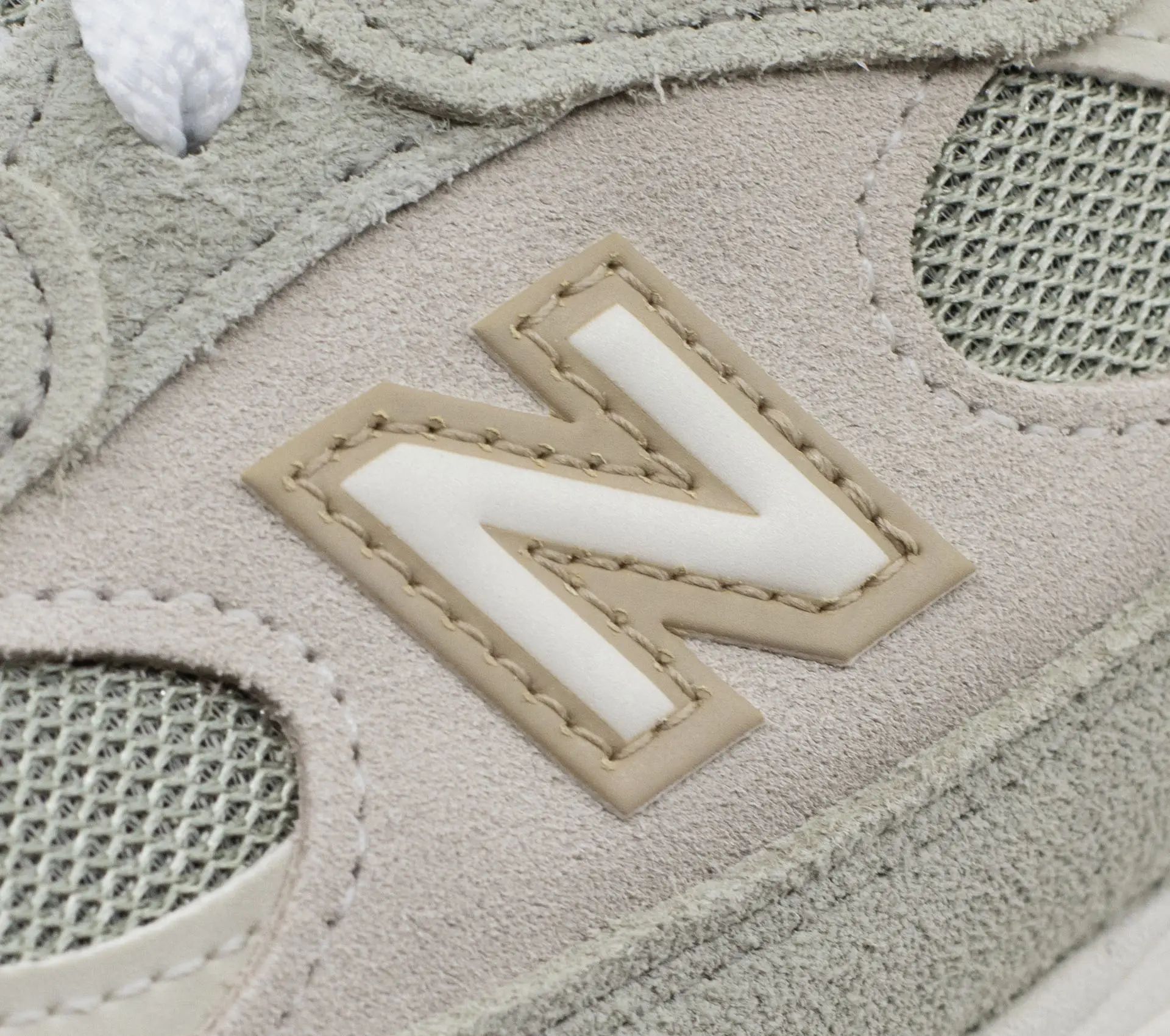 Image #5 of Made in USA Teddy Santis U992 "Olivine"