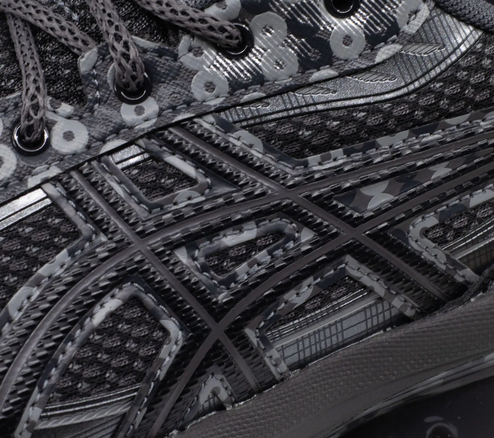 Image #5 of US7-S Gel-Kinetic Fluent "Obsidian Grey / Graphite Grey"