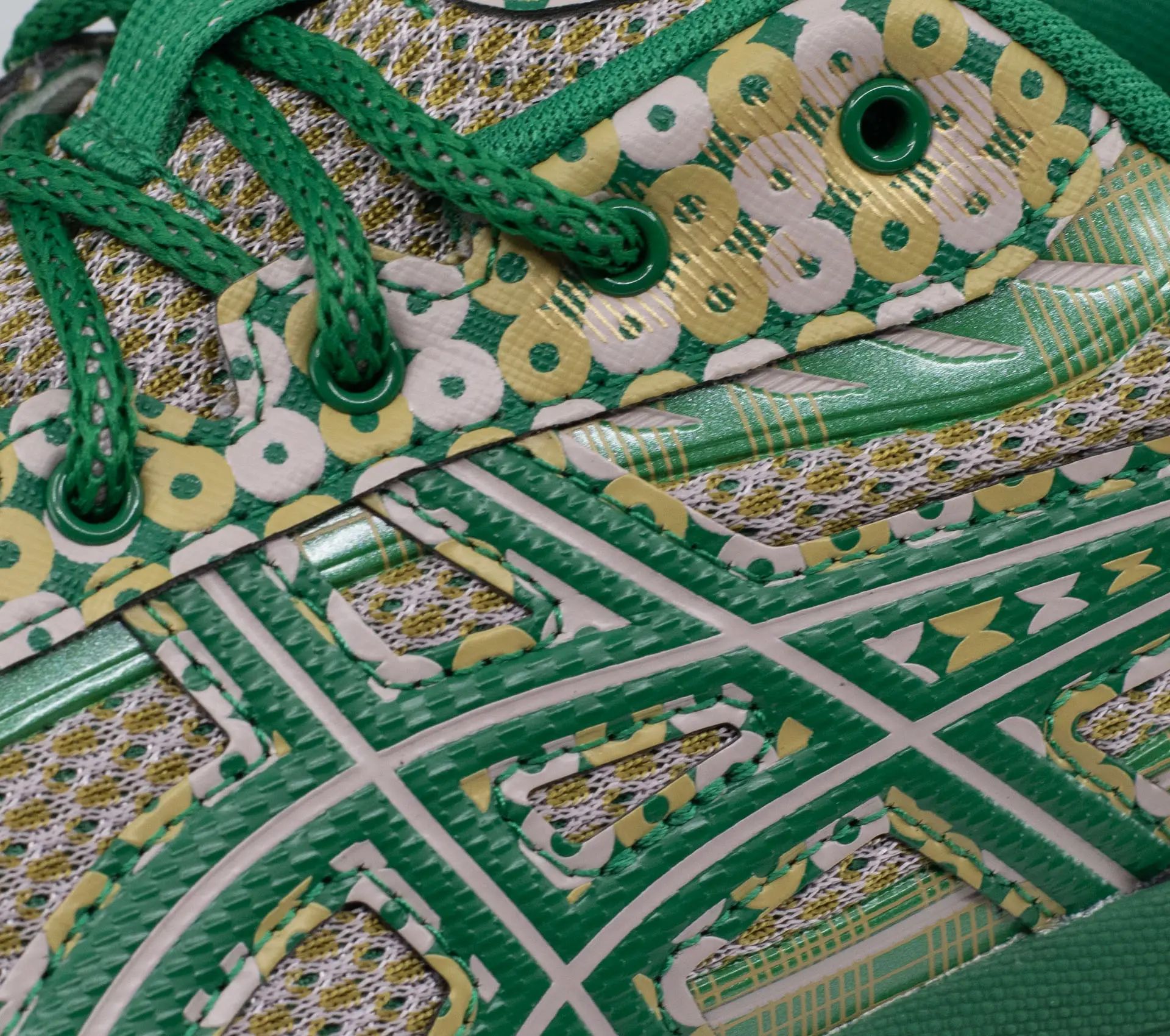 Image #6 of US7-S Gel-Kinetic Fluent "Watershed Rose / Kale"