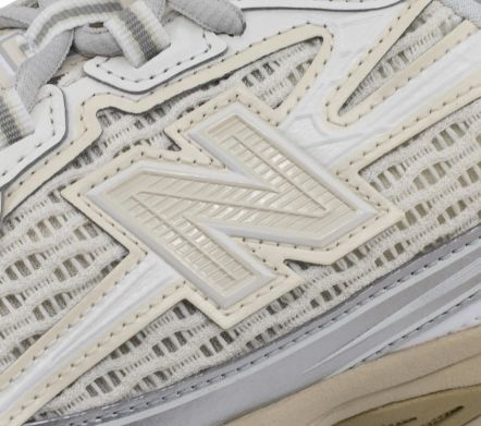 U740 "Linen Toasted Sesame"