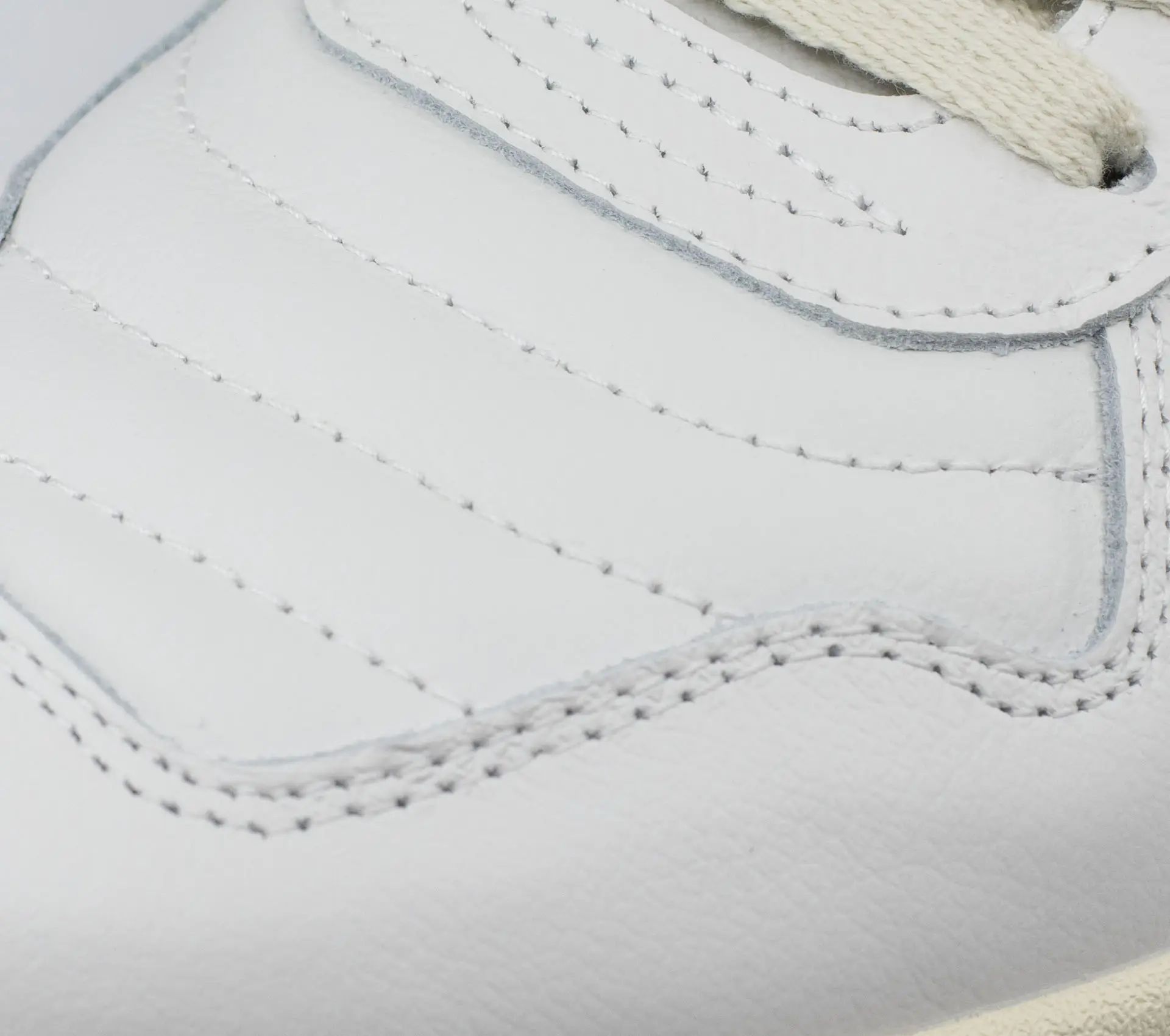 Image #4 of V-82 II Leather White Pierre Kiwi