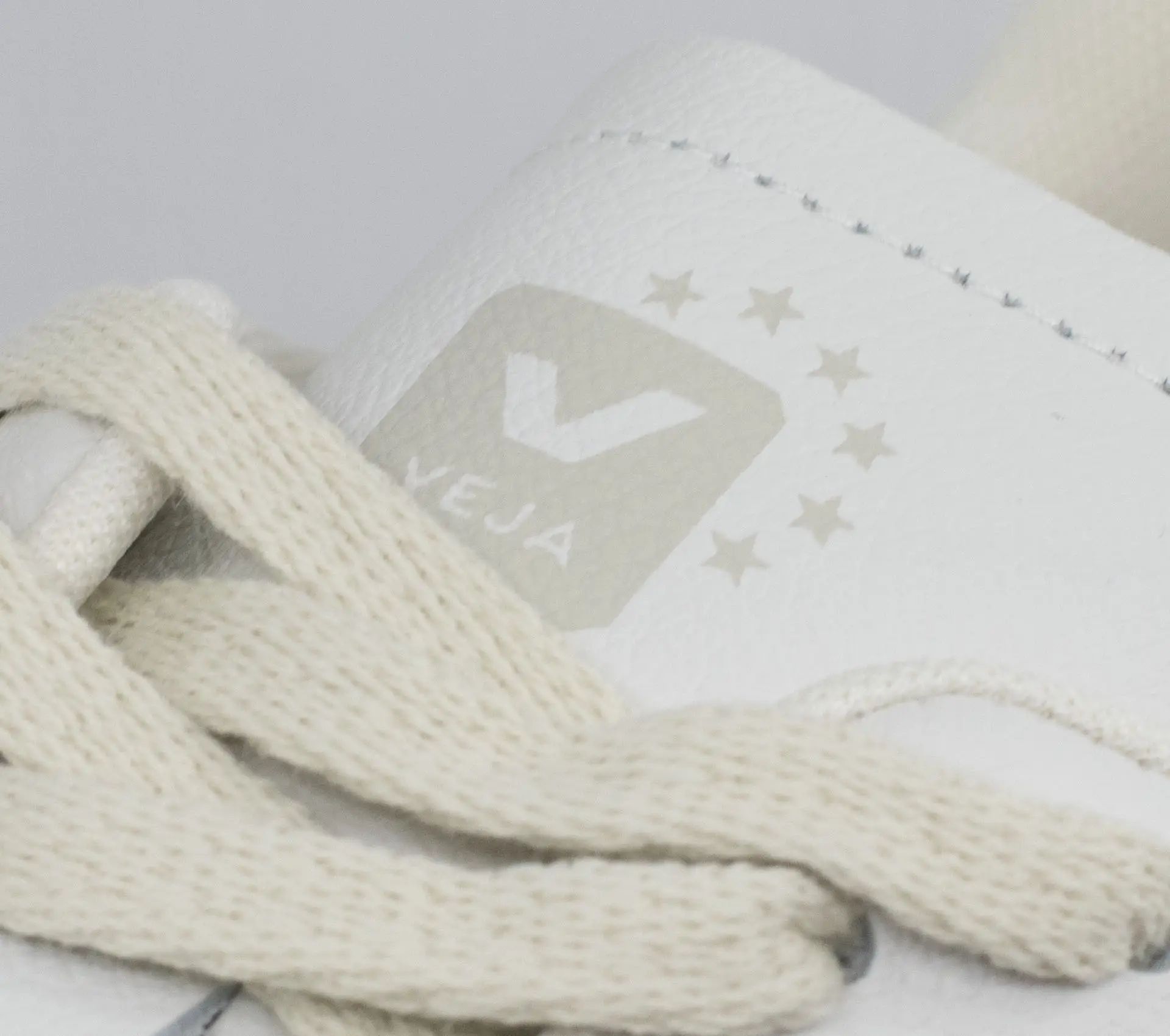 Image #5 of V-82 II Leather White Pierre Kiwi
