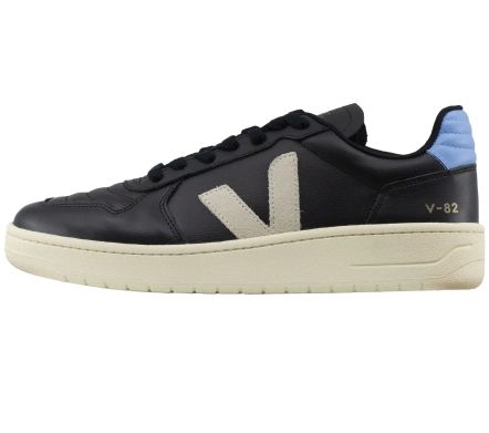 V-82 II Grained Leather Black Pierre Aqua