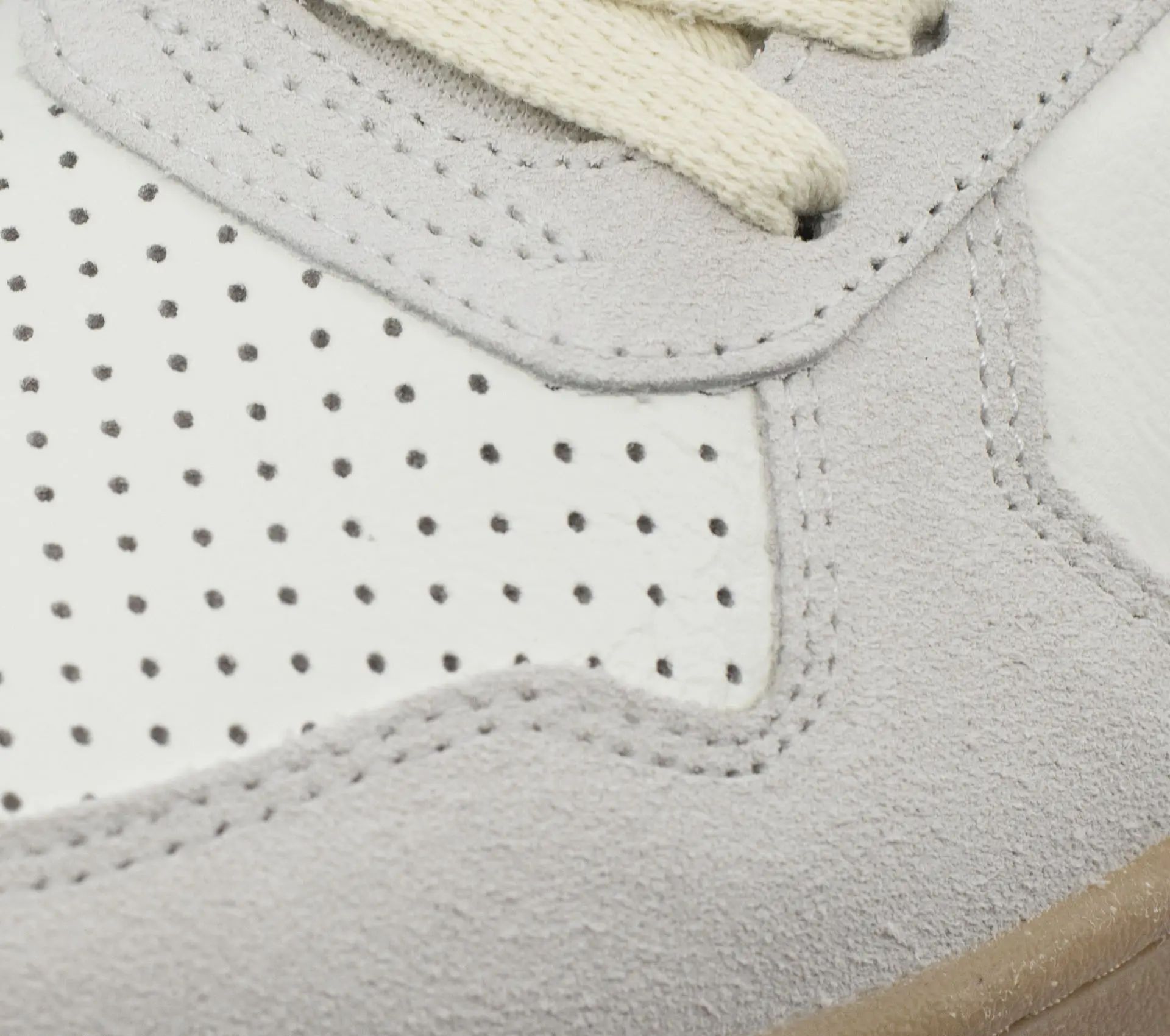 Image #4 of V-82 Leather Pure Calcaire Black