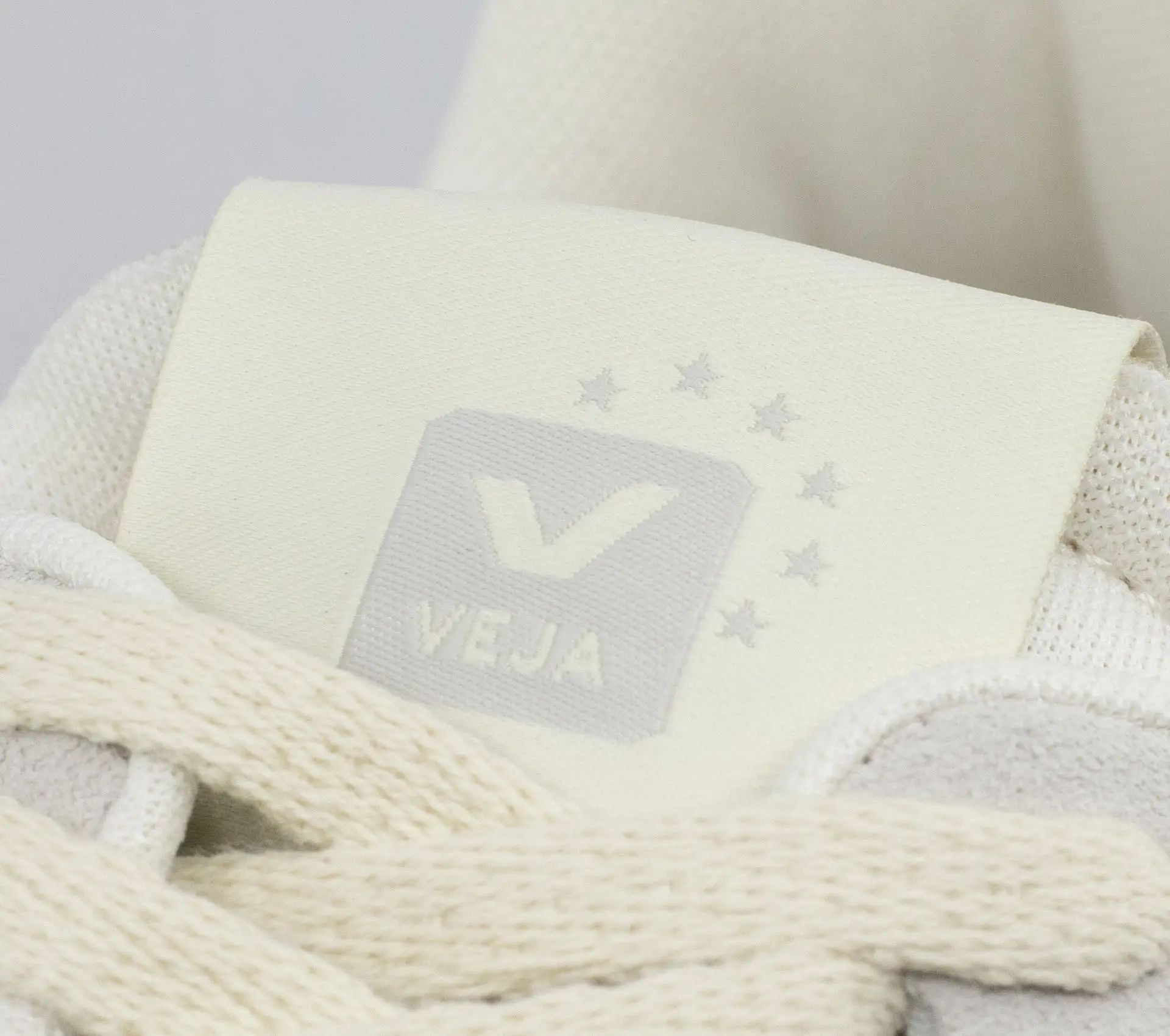 Image #7 of V-82 Leather Pure Calcaire Black