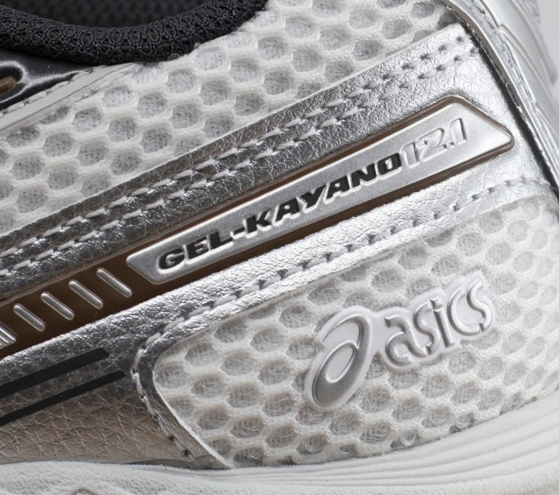 Image #6 of Gel-Kayano 12.1 White / Graphite Grey