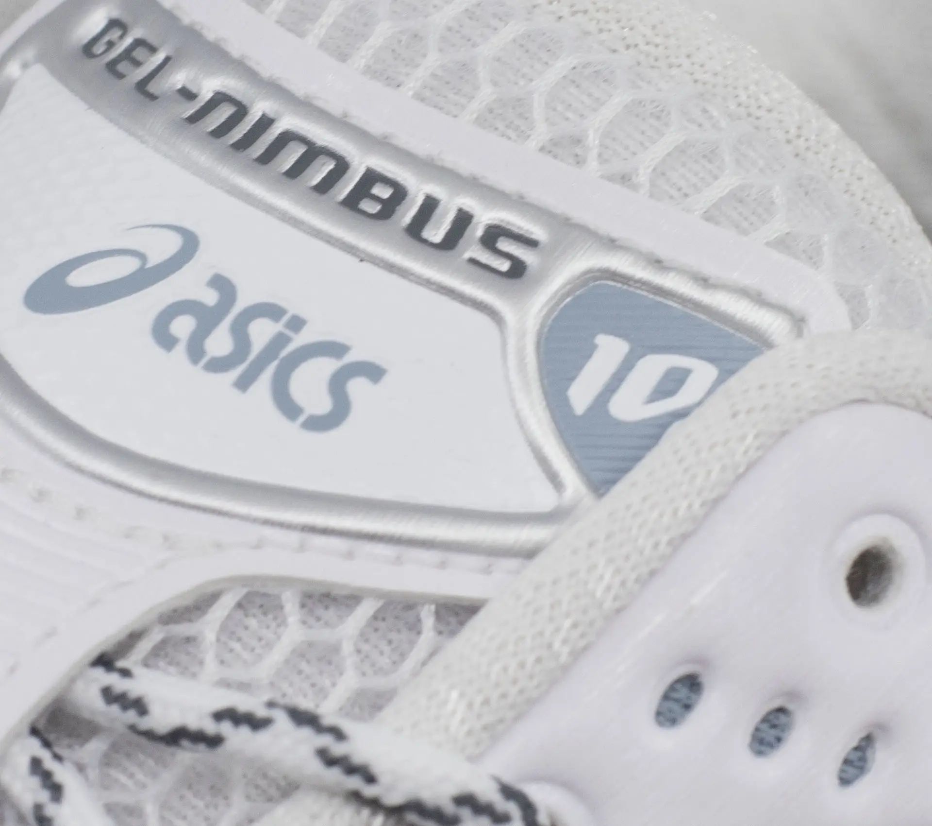 Image #4 of Gel-Nimbus 10.1 White / Slate Blue