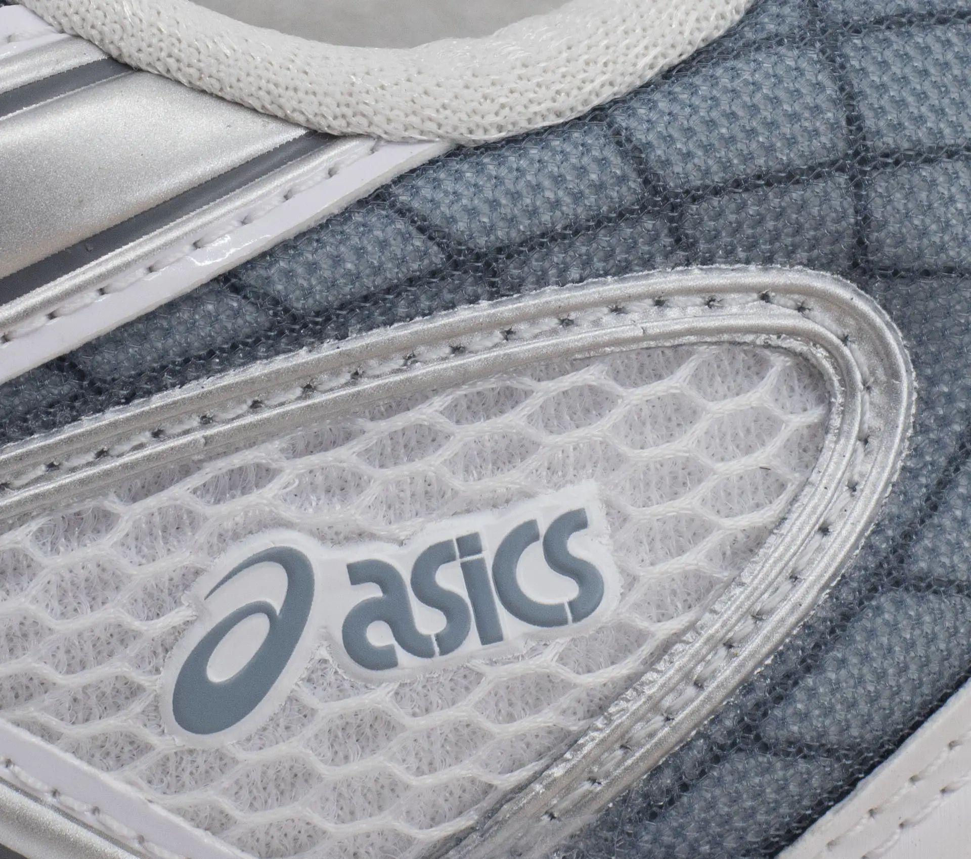 Image #6 of Gel-Nimbus 10.1 White / Slate Blue