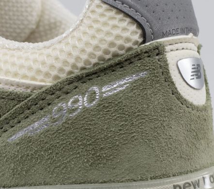 990v4 Made in USA "Olive Leaf"