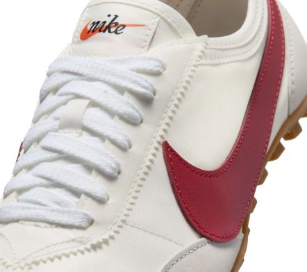 Moon Shoe OG SP "Summit White / Team Crimson"