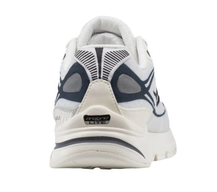 Kinvara 1 "White / Off White"