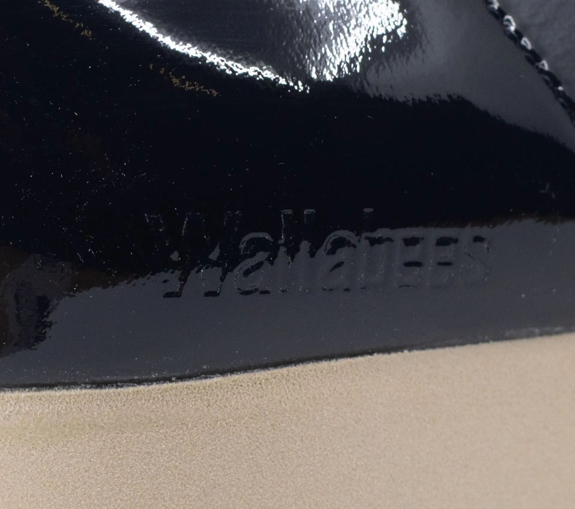 Image #4 of Wallabee 2604 Navy Patent