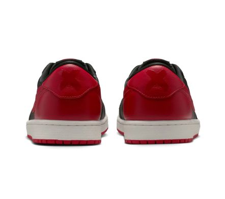 Air Jordan 1 Retro Low OG "Banned"