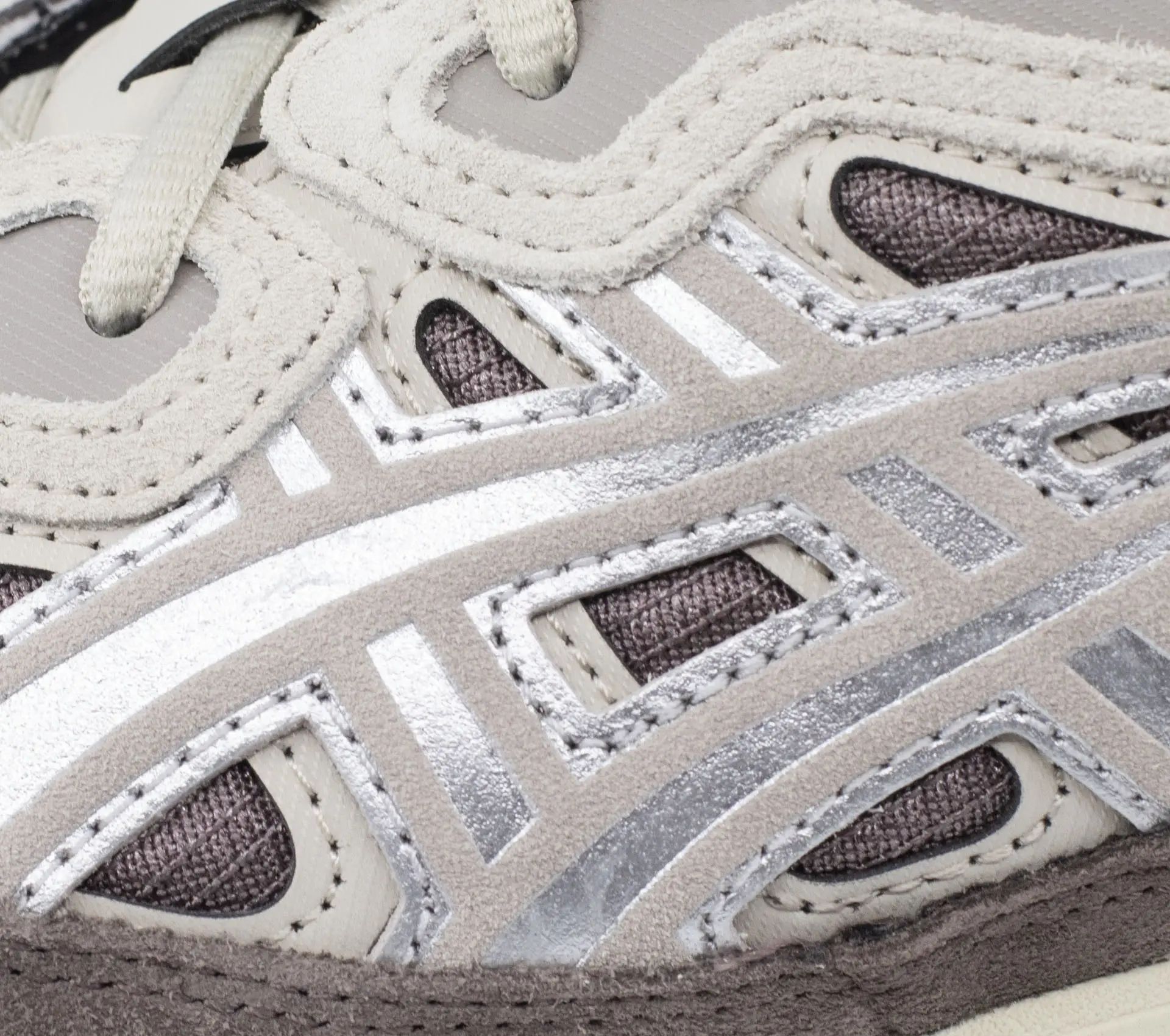 Image #5 of Gel-NYC "Cocoa Powder / Pure Silver"