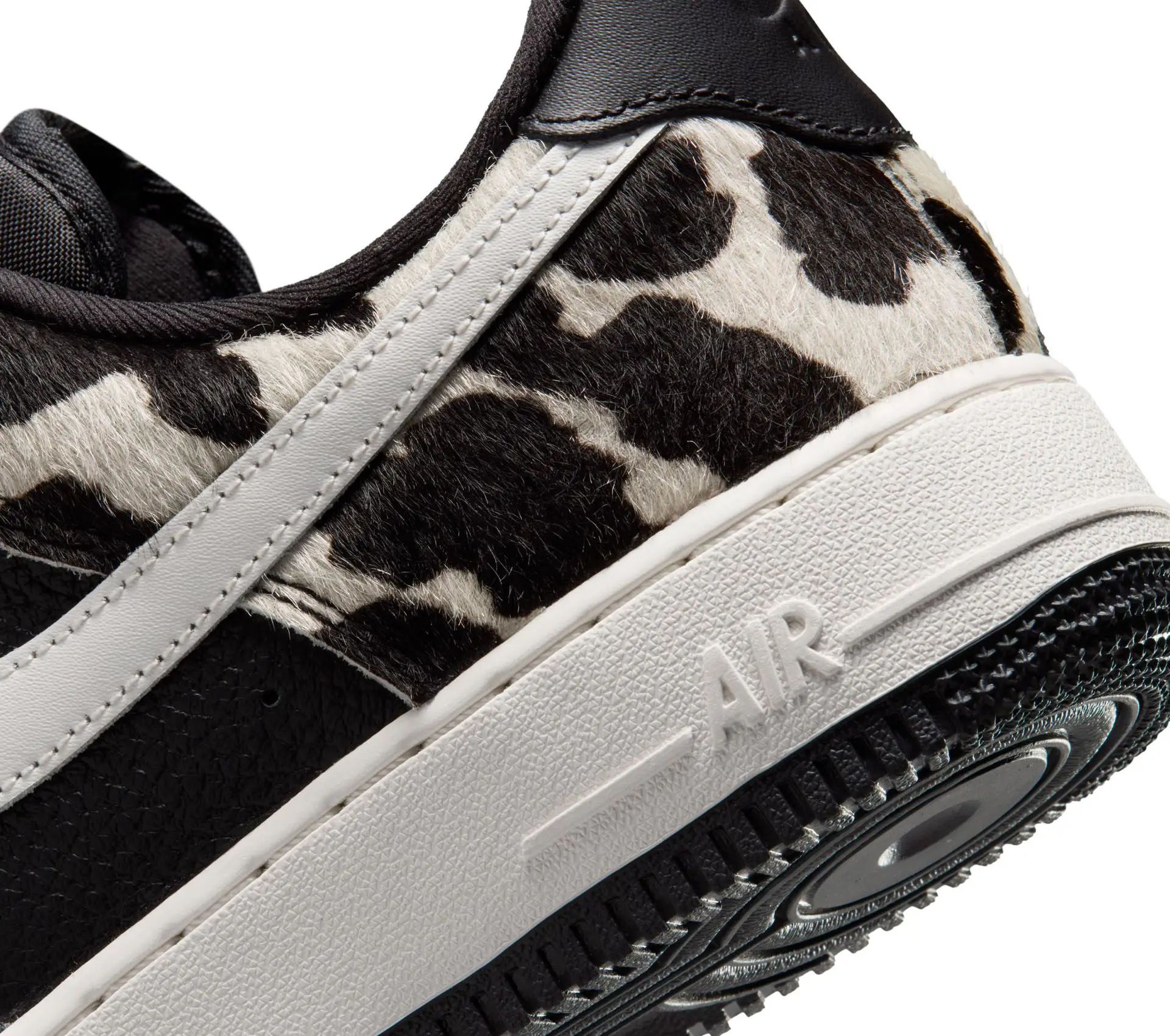 Image #7 of Air Force 1 Low '07 "Cow Print"