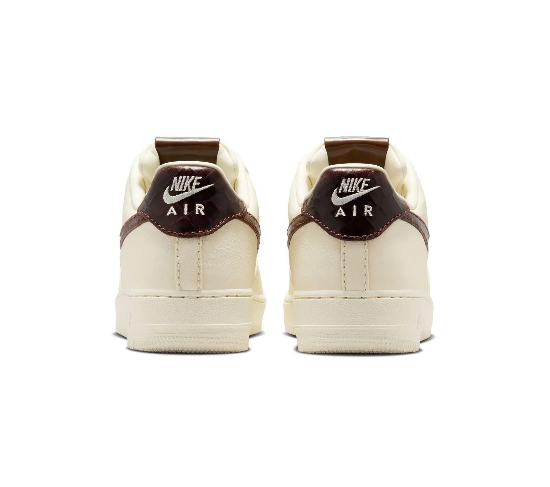 Air Force 1 '07 "Soft Pearl / Brown"
