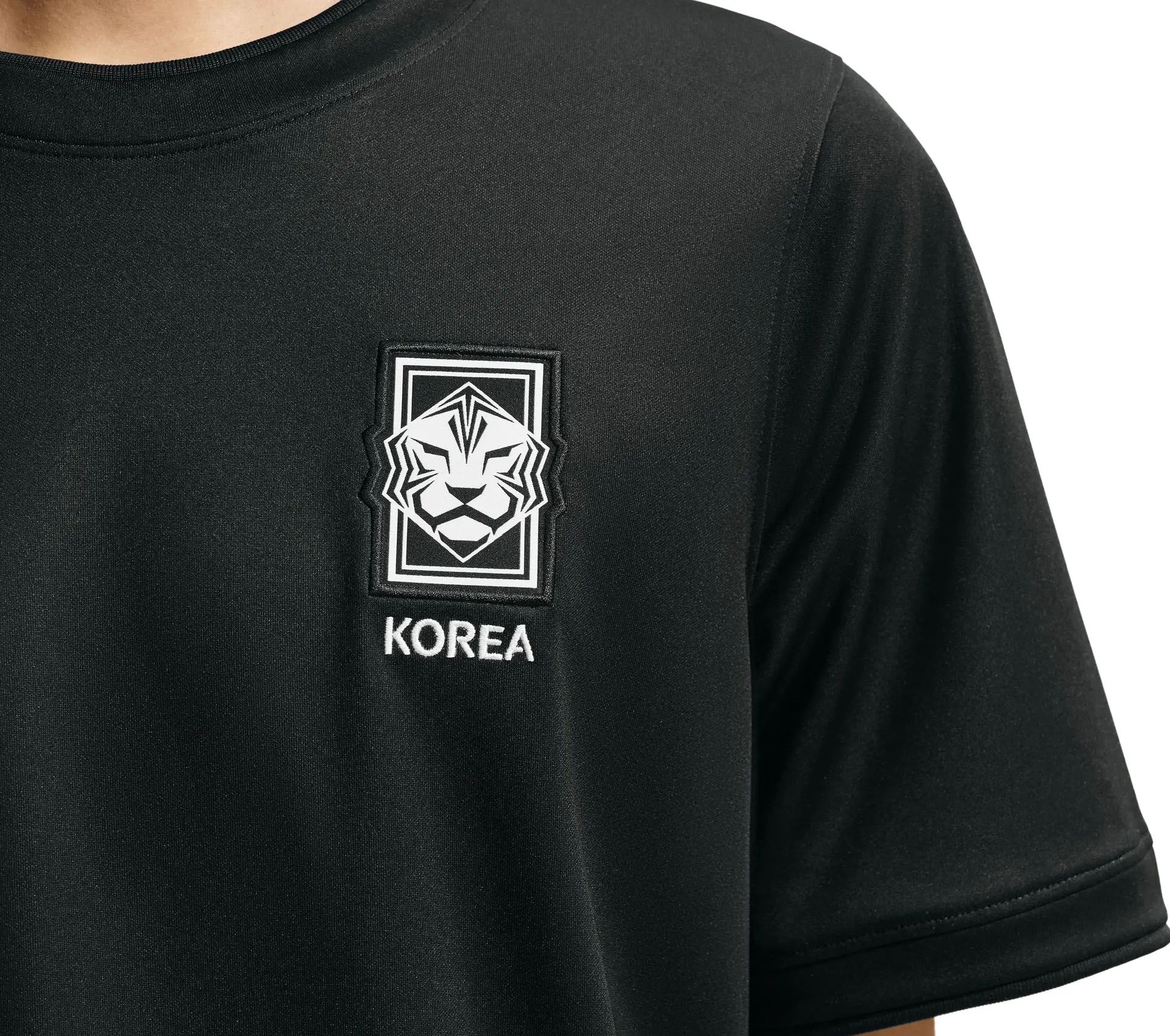 PEACEMINUSONE x South Korea x Nike Pre Match Top "Black White"