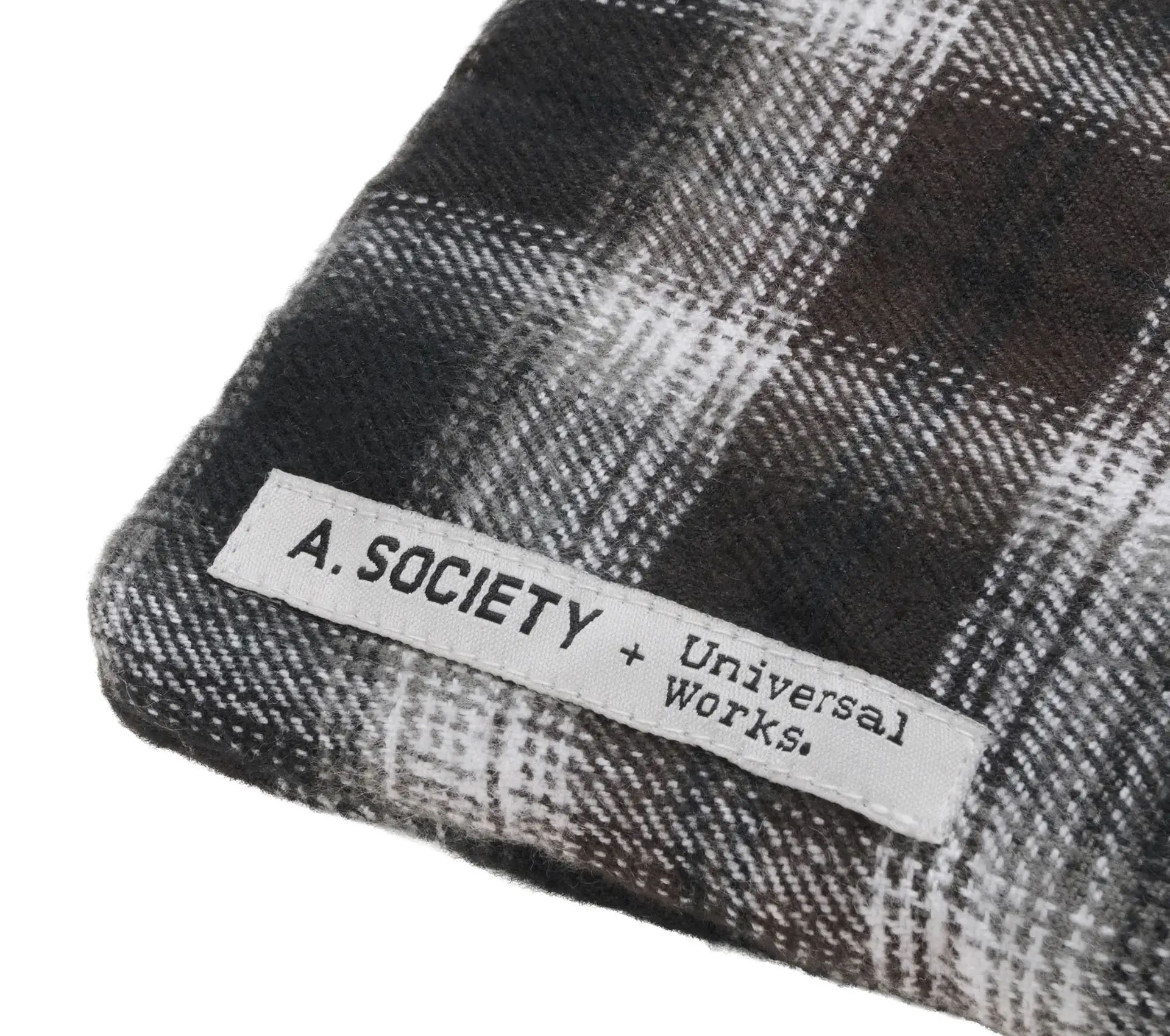 Kowloon Silver / Grey x Universal Works