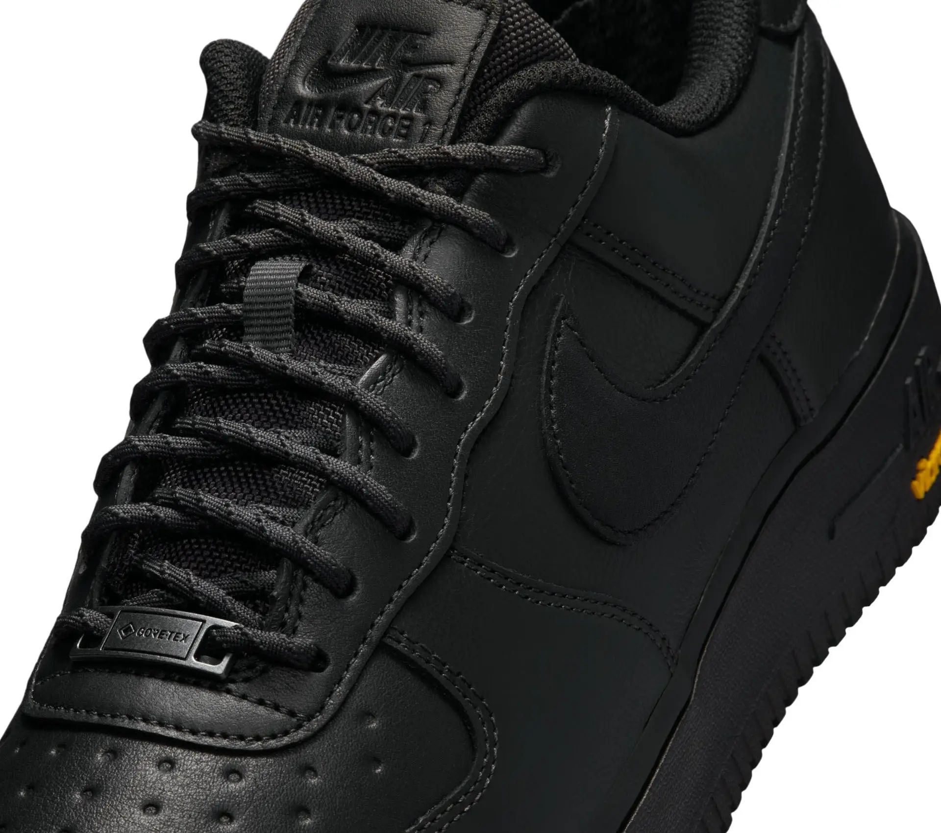 Air Force 1 Gore-Tex Vibram Black