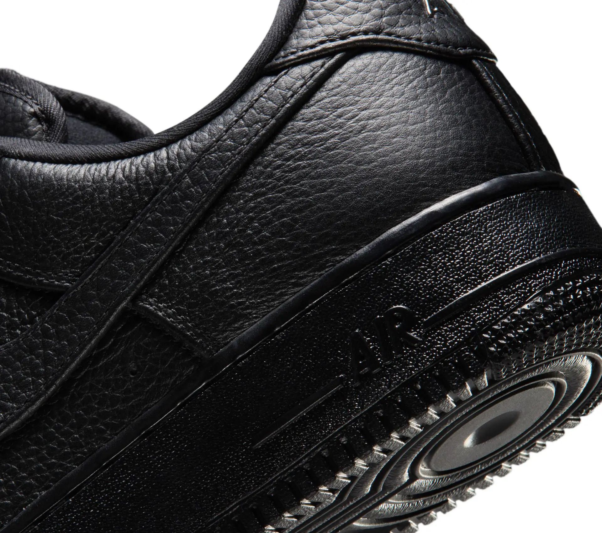 Air Force 1 Low Retro Premium "Black Leather"