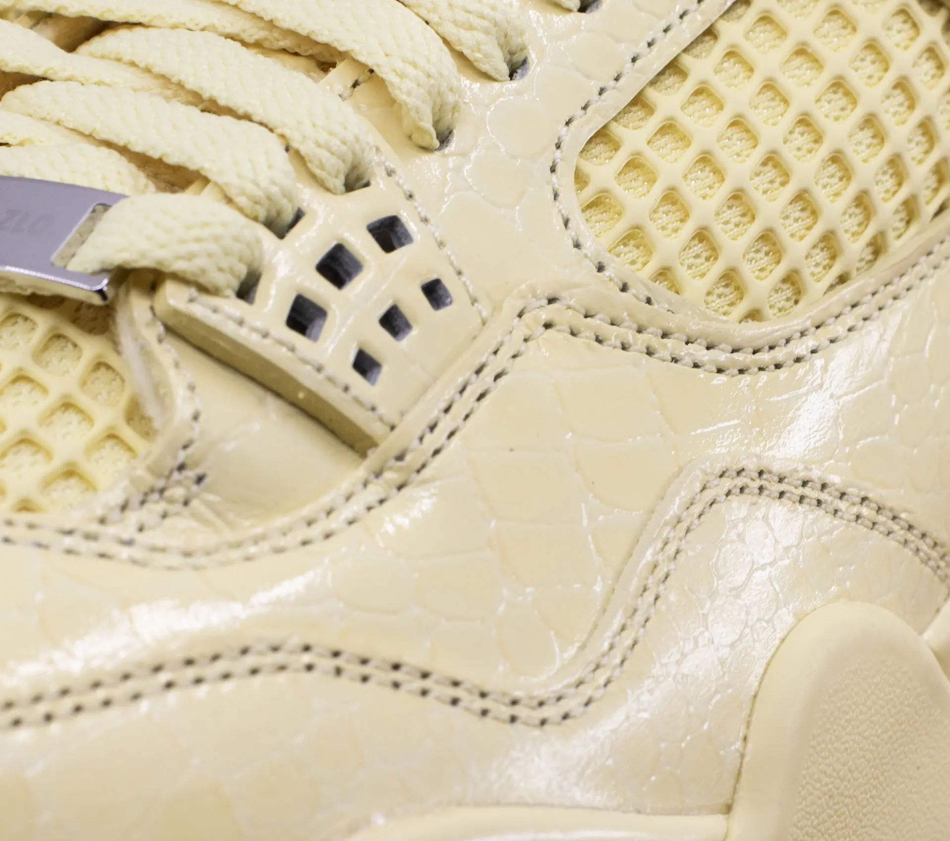 Air Jordan 4 Retro x J.Balvin "Lemonade"