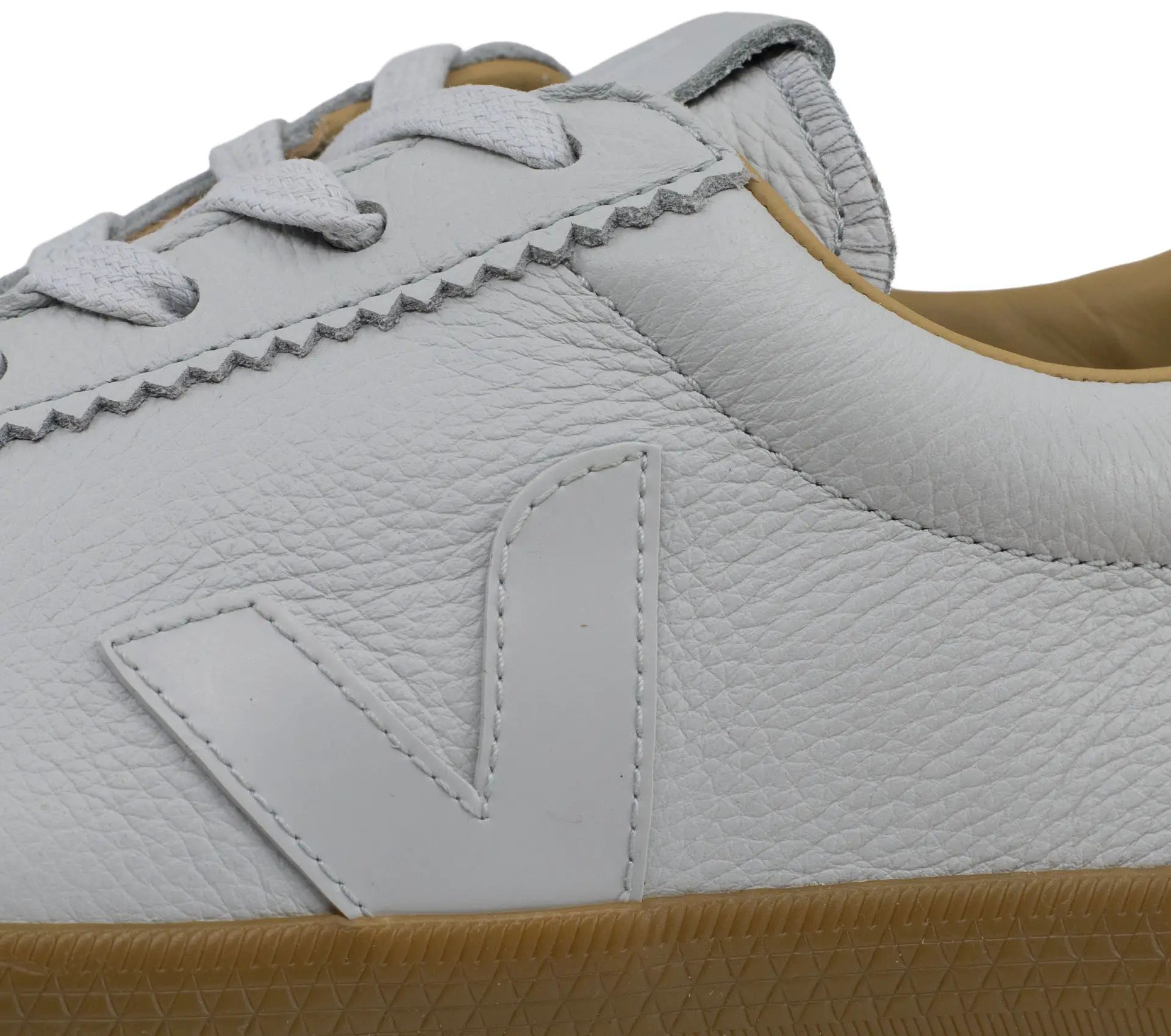 Volley Signature Grained Oil Leather Pearl