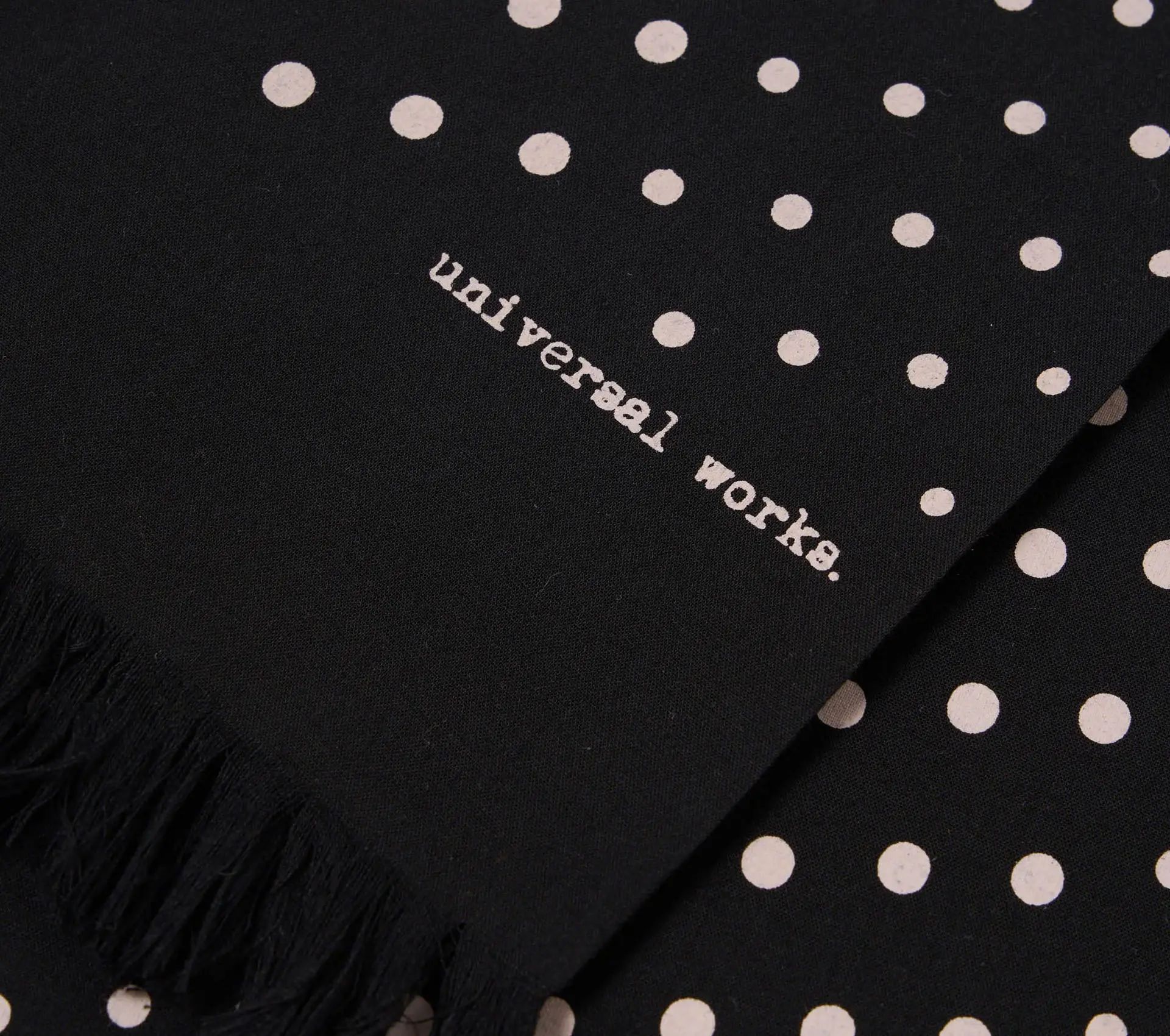 Dot Print Short Scarf Black
