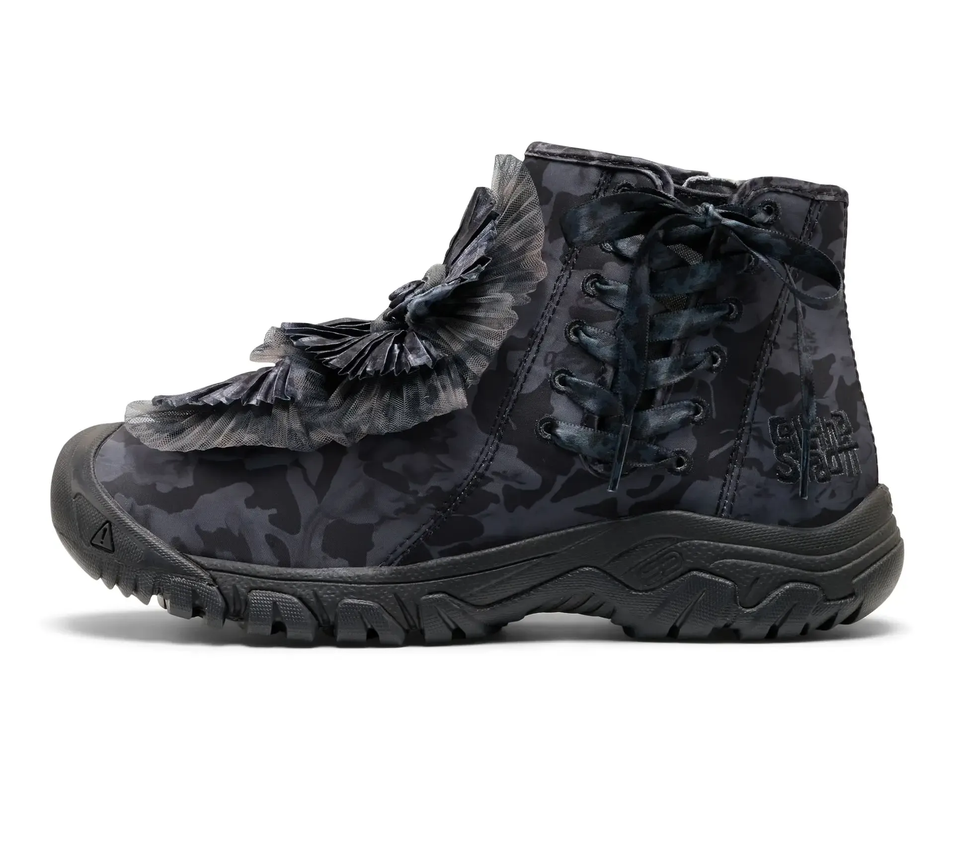 Targhee EXP x Collina Strada Black / Black